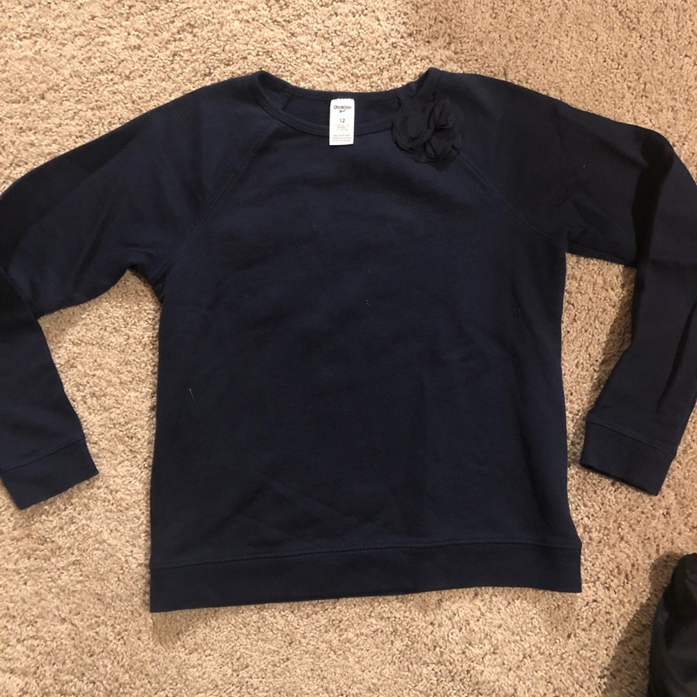 OshKosh sweatshirt with flower